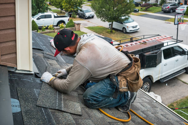 Professional Emergency Roof Repair technician working in East Hanover, NJ